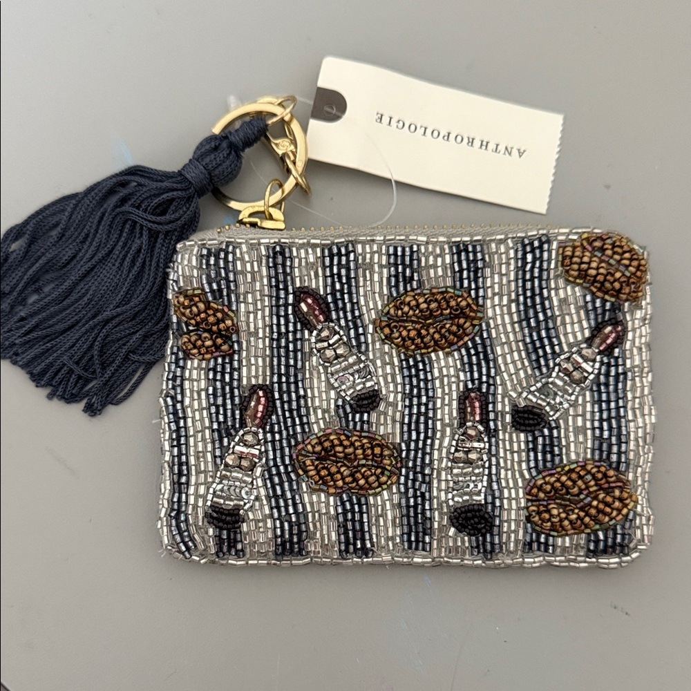 ✨BNWT✨ Anthropologie Beaded Coin Purse with Tassel
